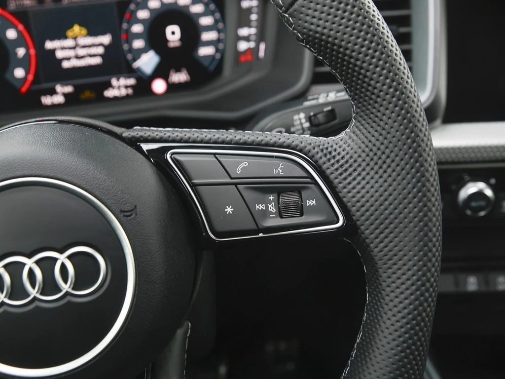 Audi A1 Sportback 1.0 TFSI 30 advanced