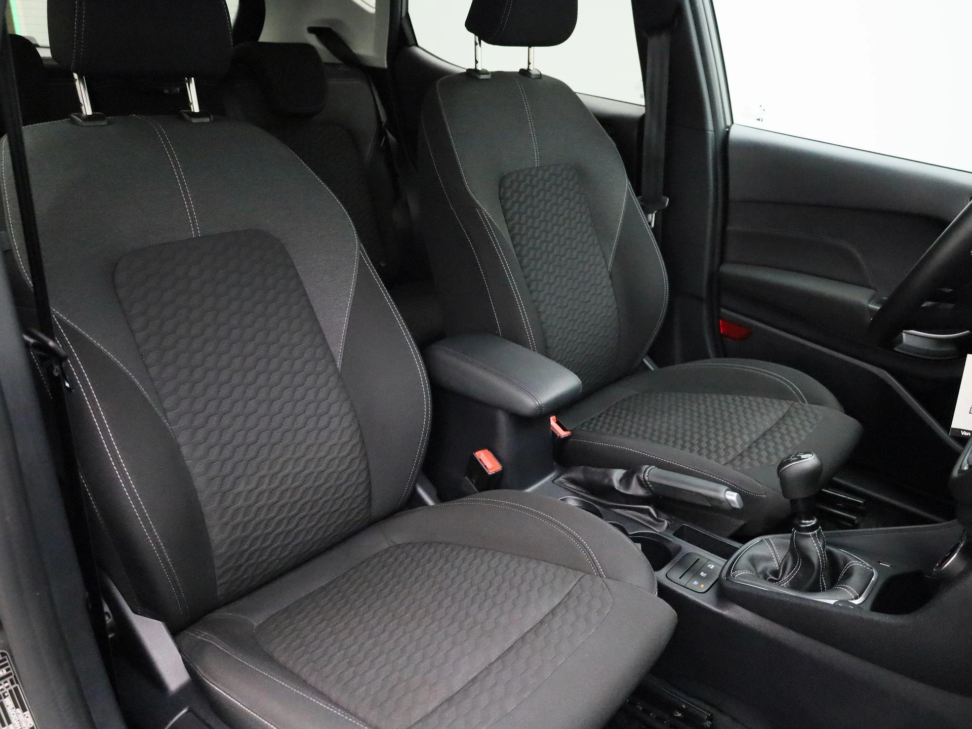Ford-Fiesta-image-31