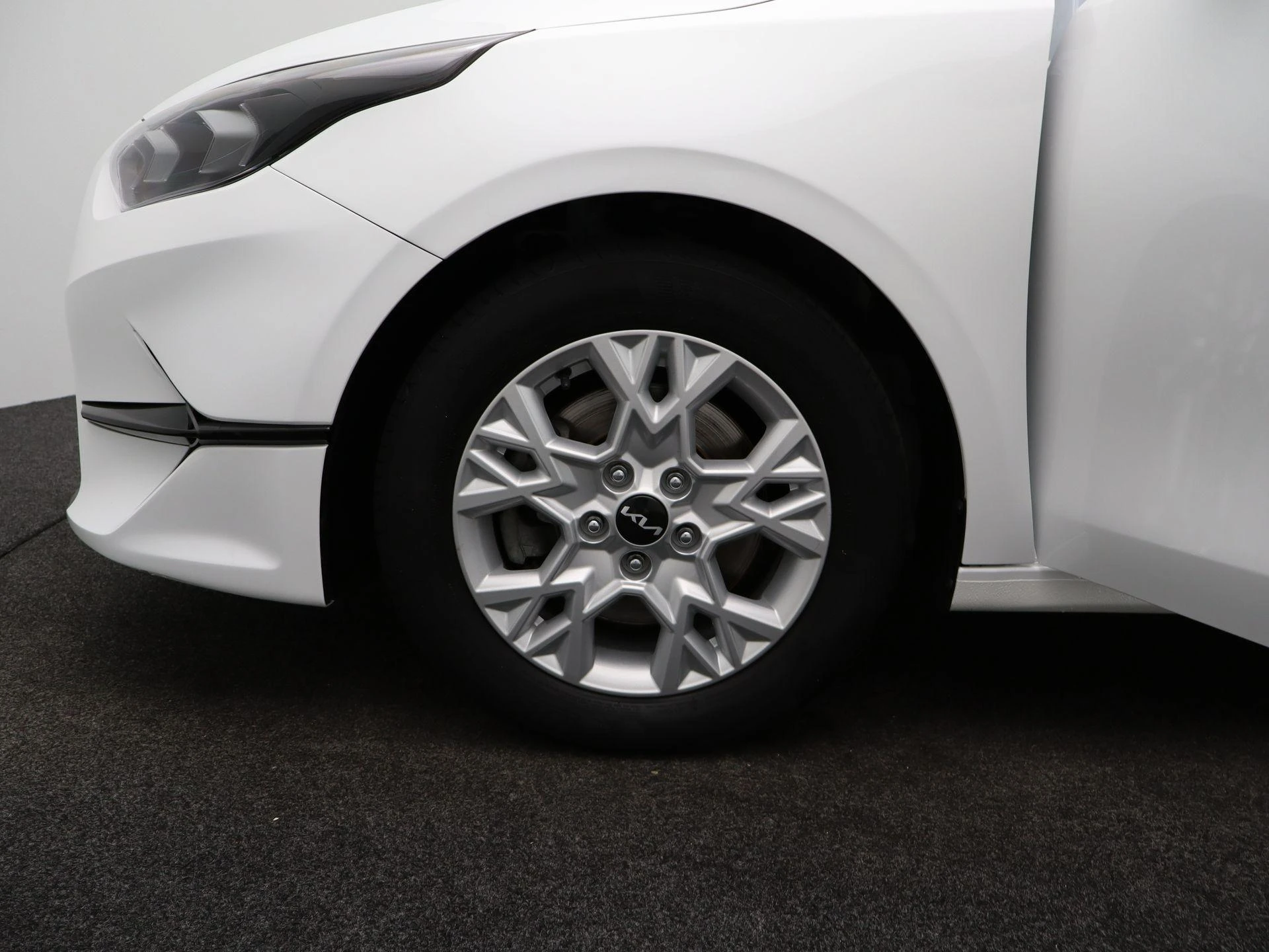 Kia-Ceed Sportswagon-image-32