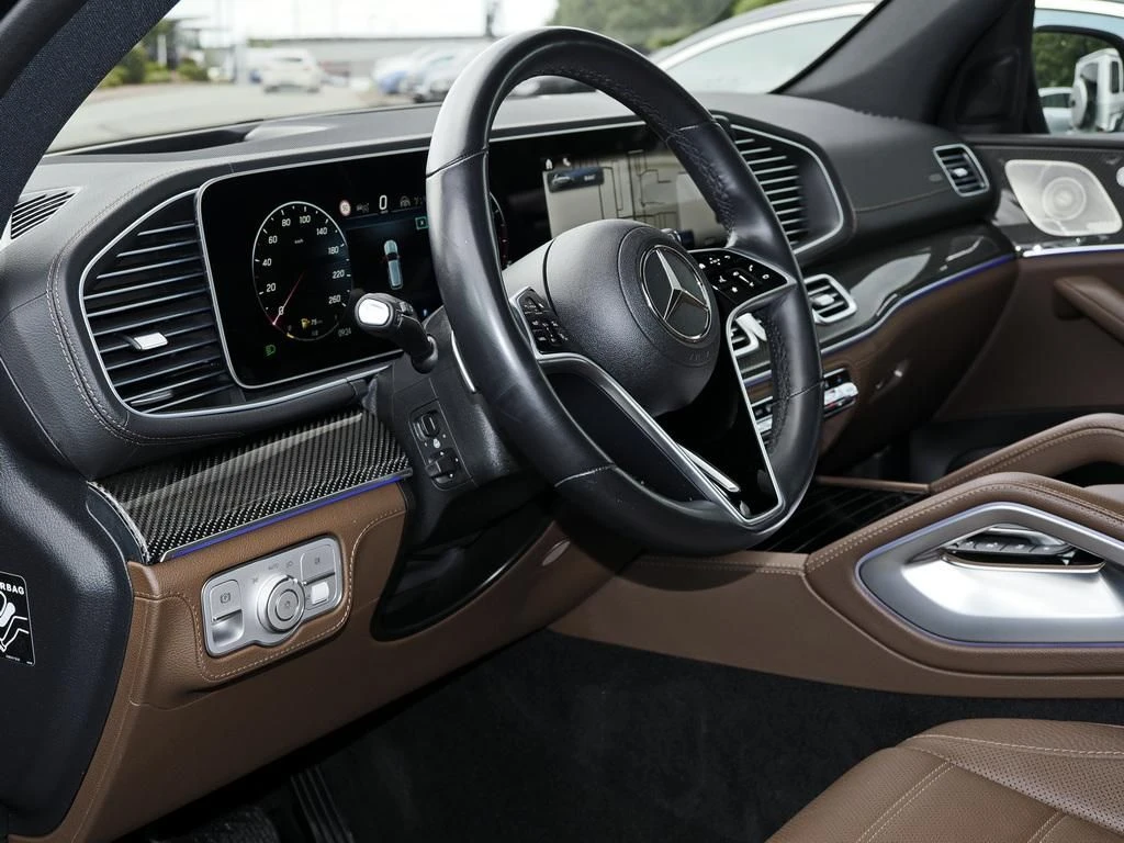 Mercedes-Benz-GLE 580-image-9