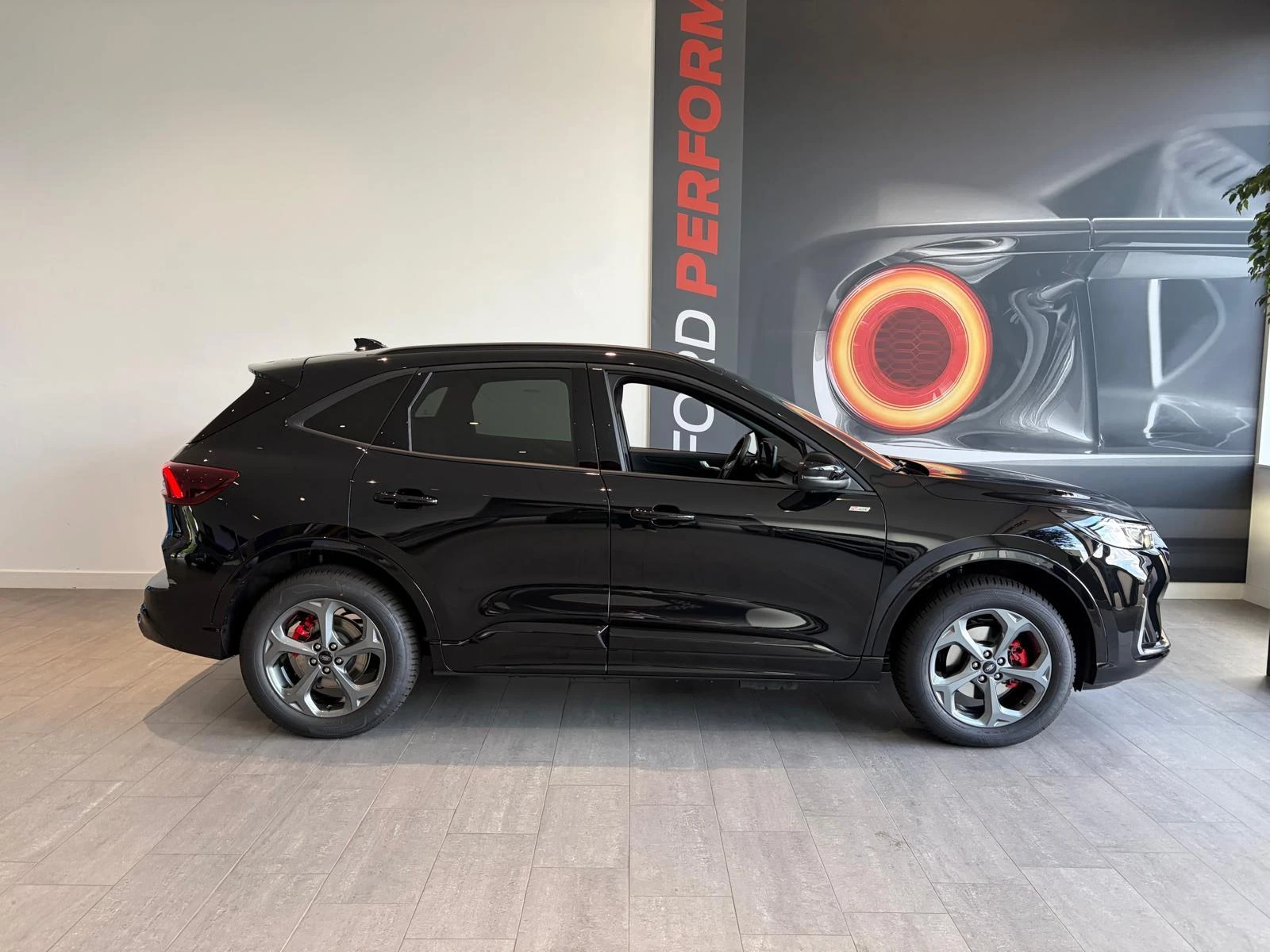 Ford-Kuga-image-6