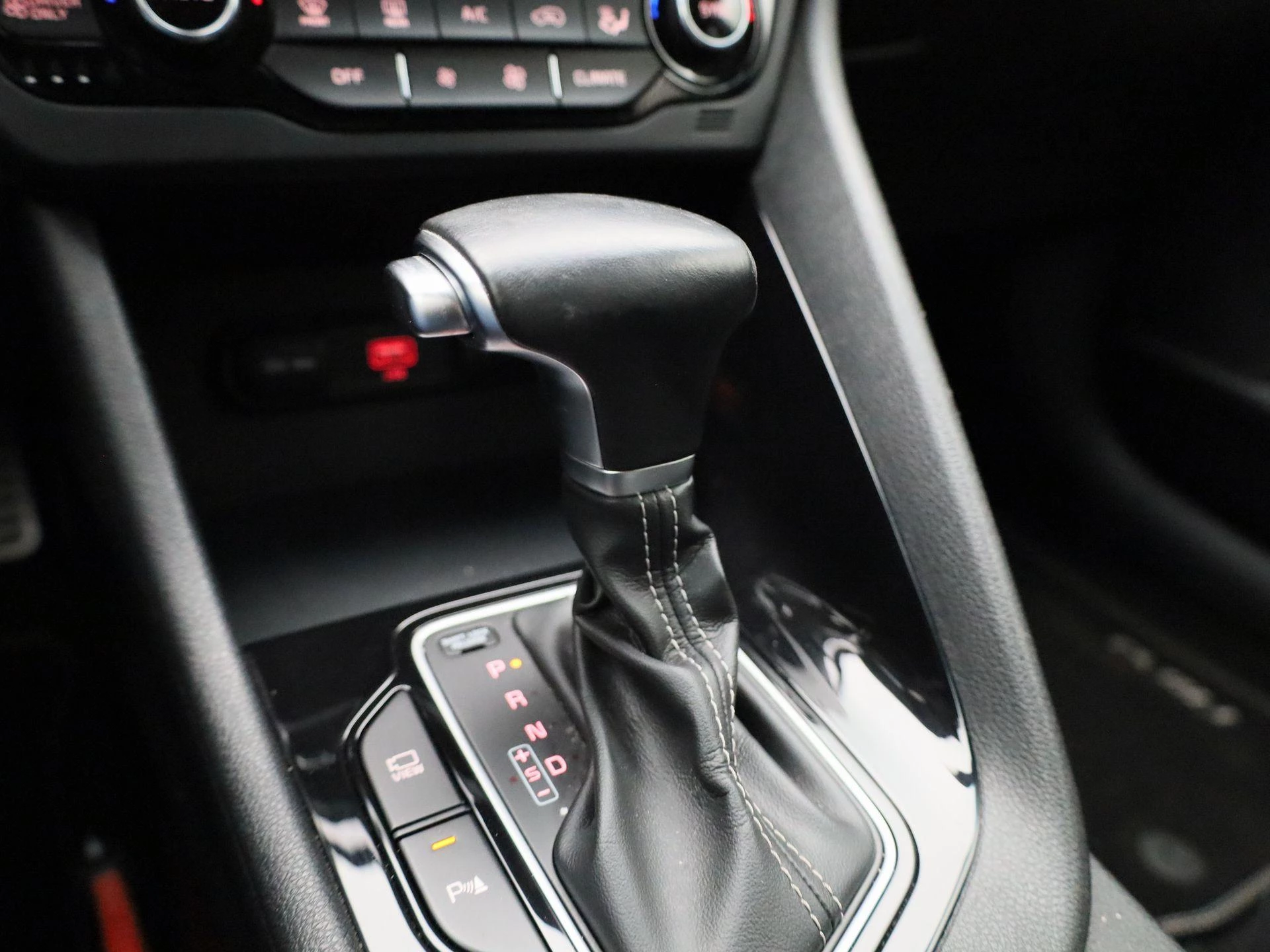 Kia-Niro-image-21