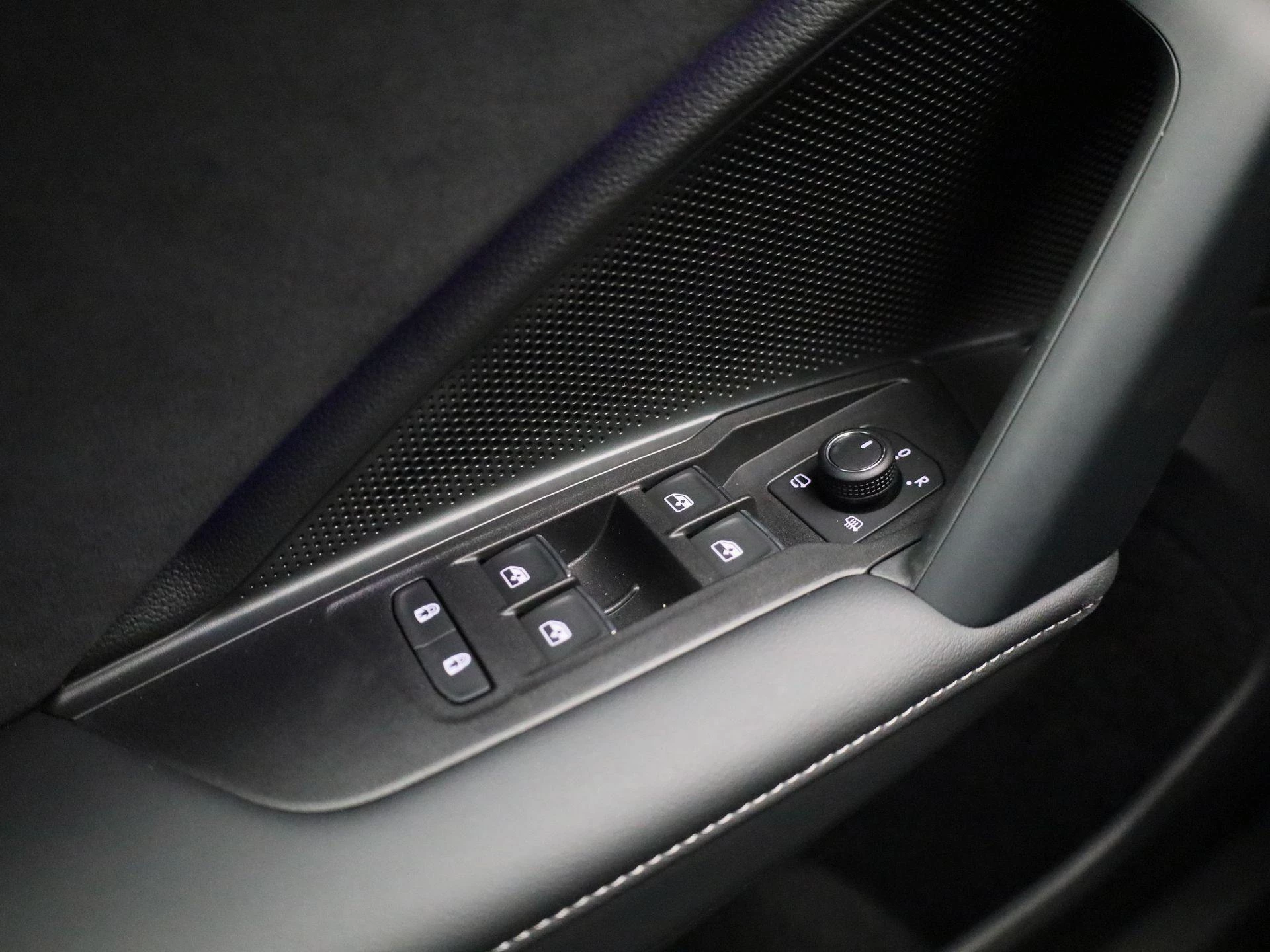 Volkswagen-Tayron-image-22