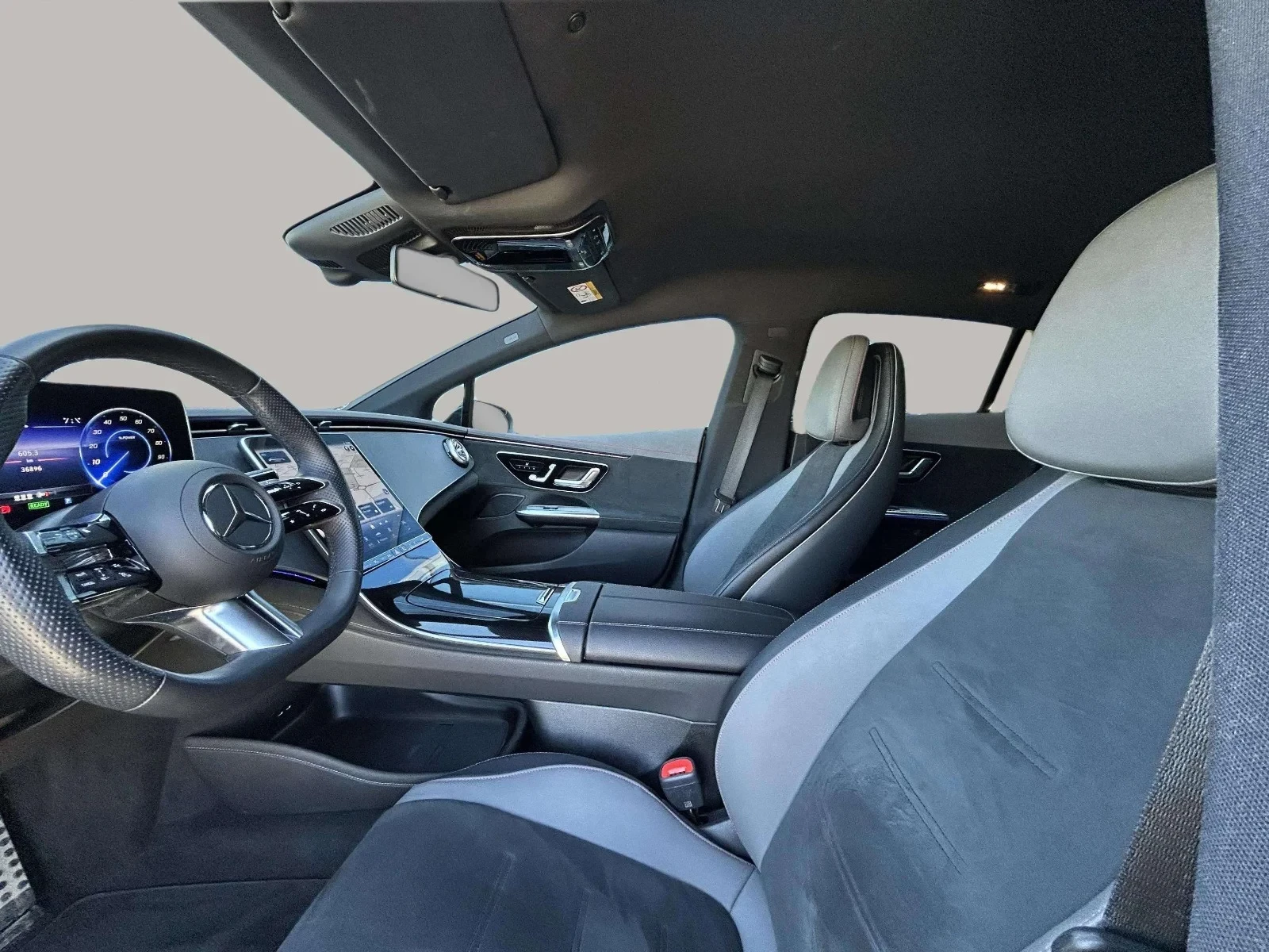Mercedes-Benz-EQE-image-9