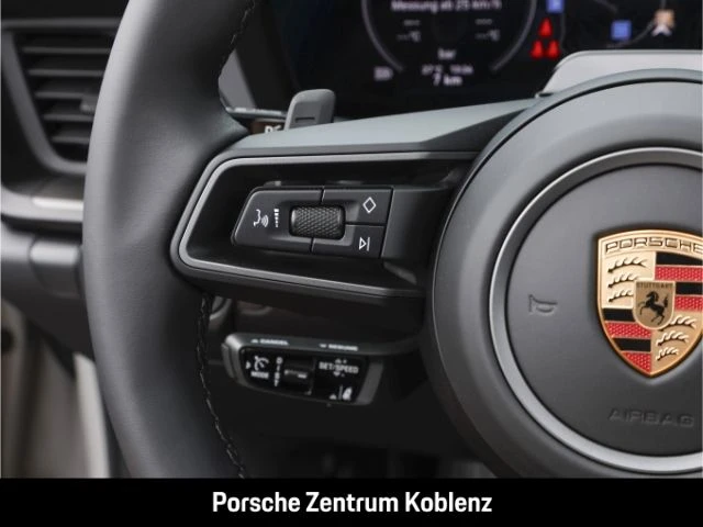 Porsche-911-image-15