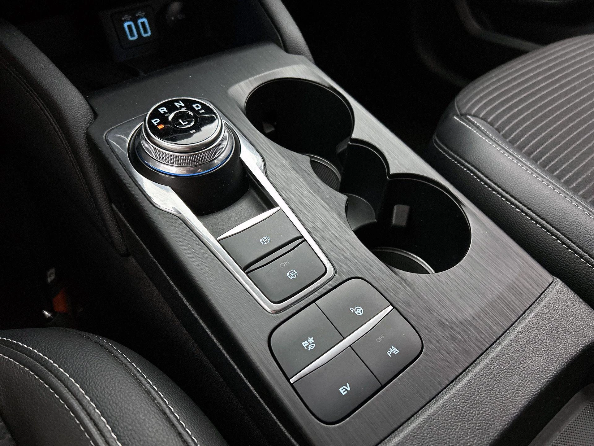 Ford-Kuga-image-33