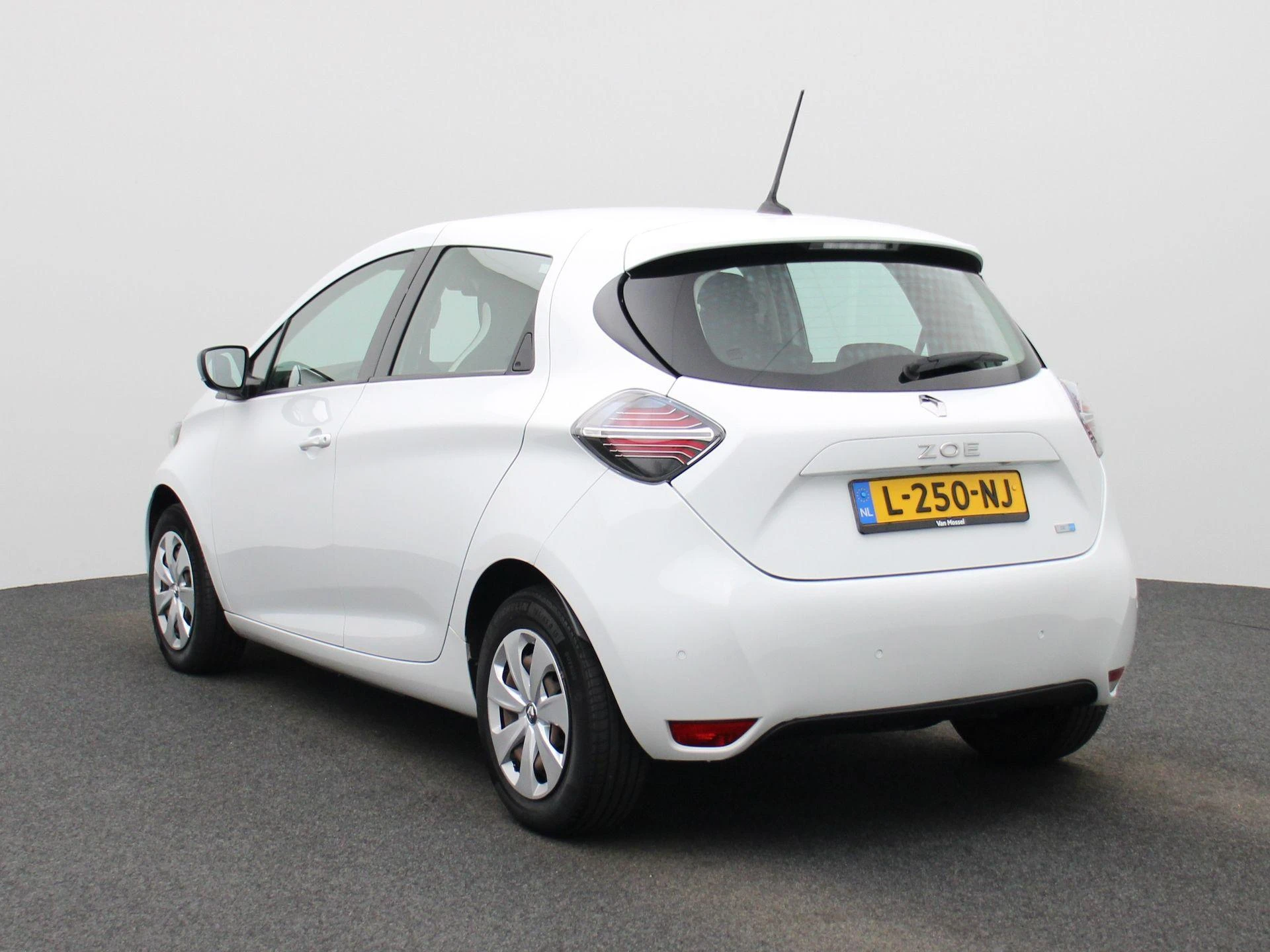 Renault-ZOE-image-1