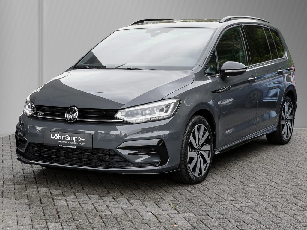 Volkswagen-Touran-image-1
