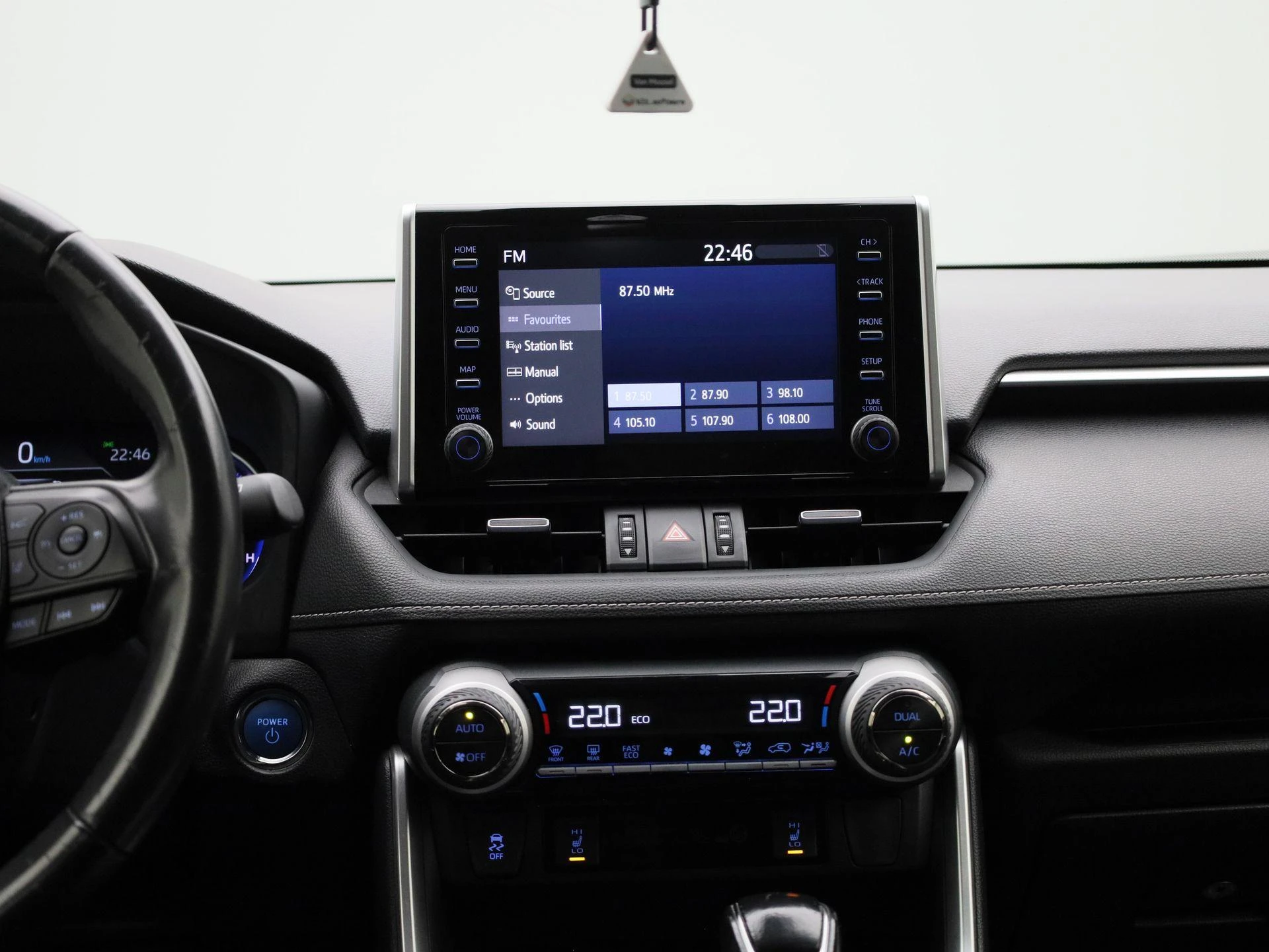 Toyota-RAV4-image-8