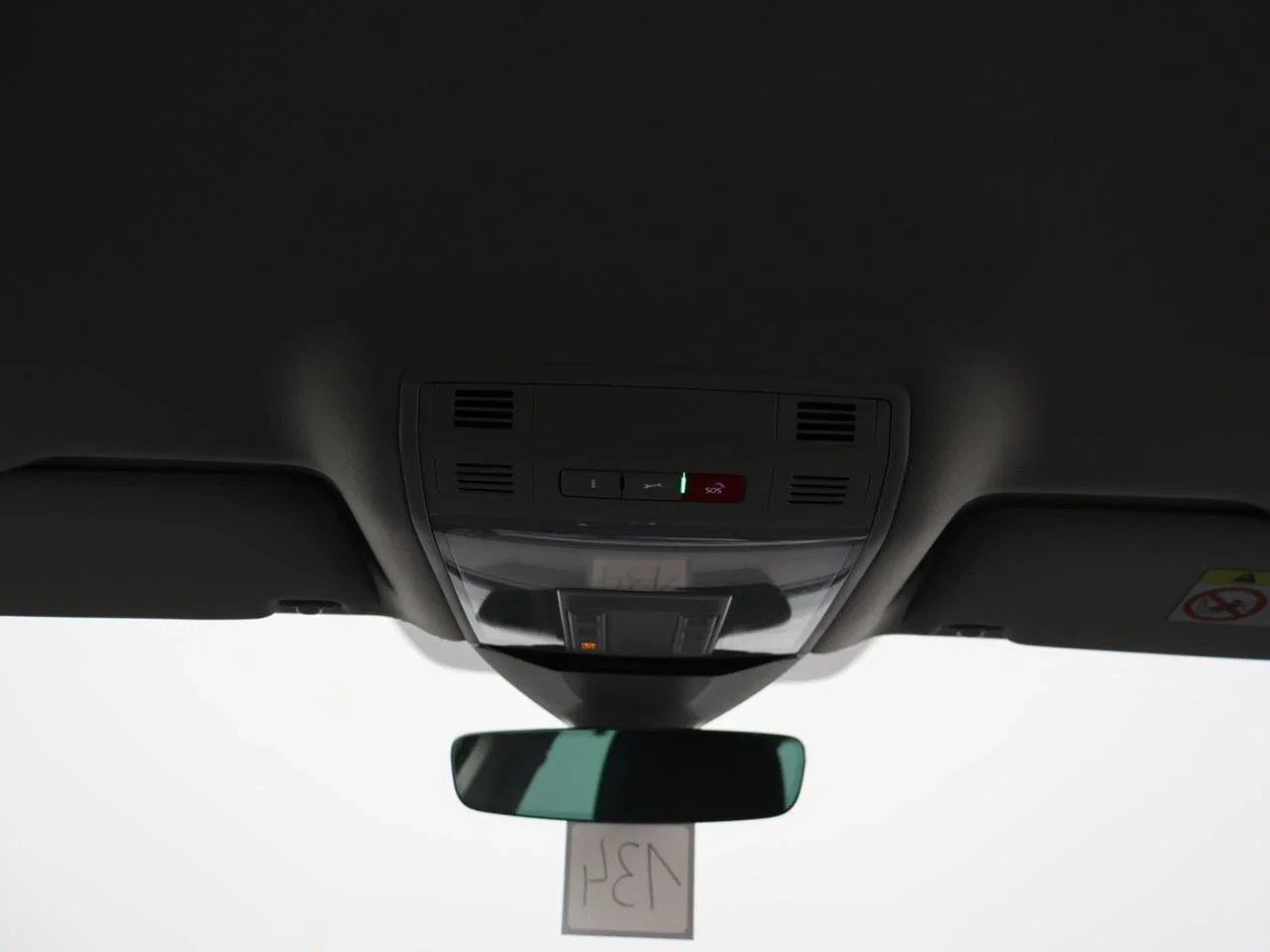 Volkswagen-Passat-image-26