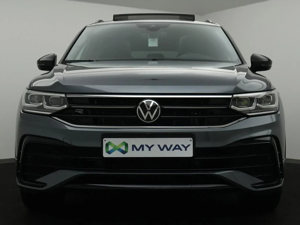 Volkswagen-Tiguan Allspace-image-1