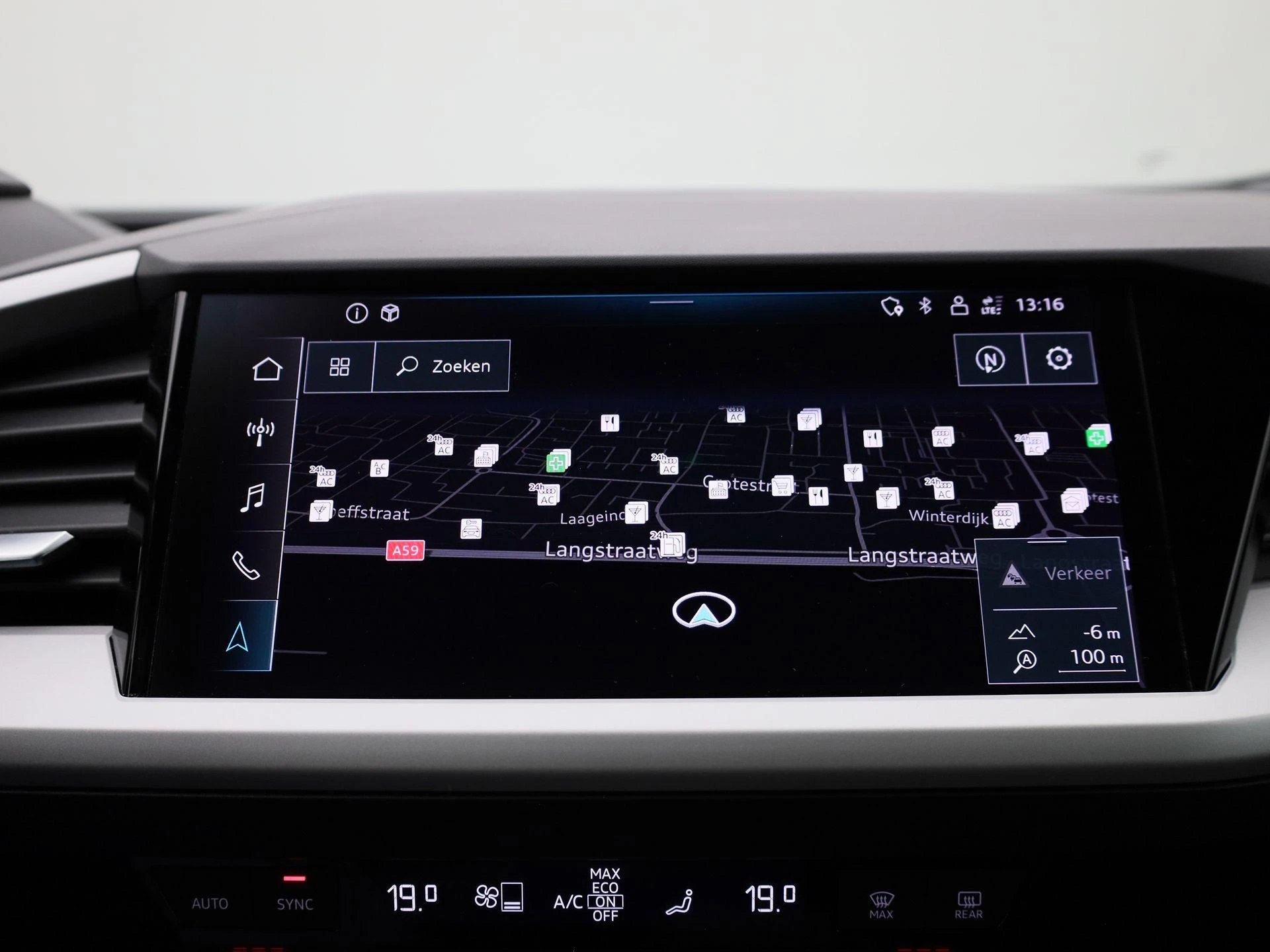 Audi-Q4 e-tron-image-19