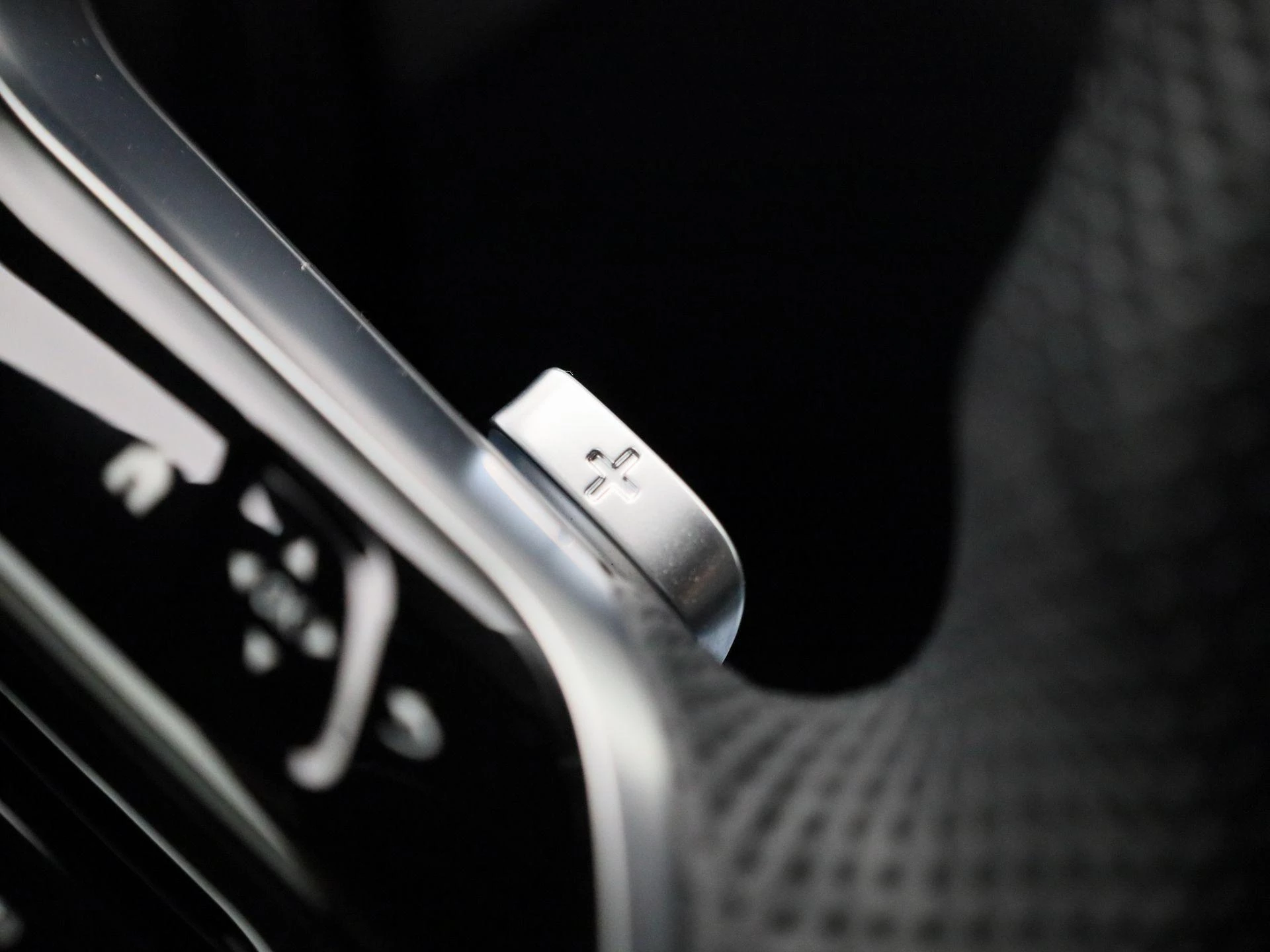 Mercedes-Benz-C-Klasse-image-22