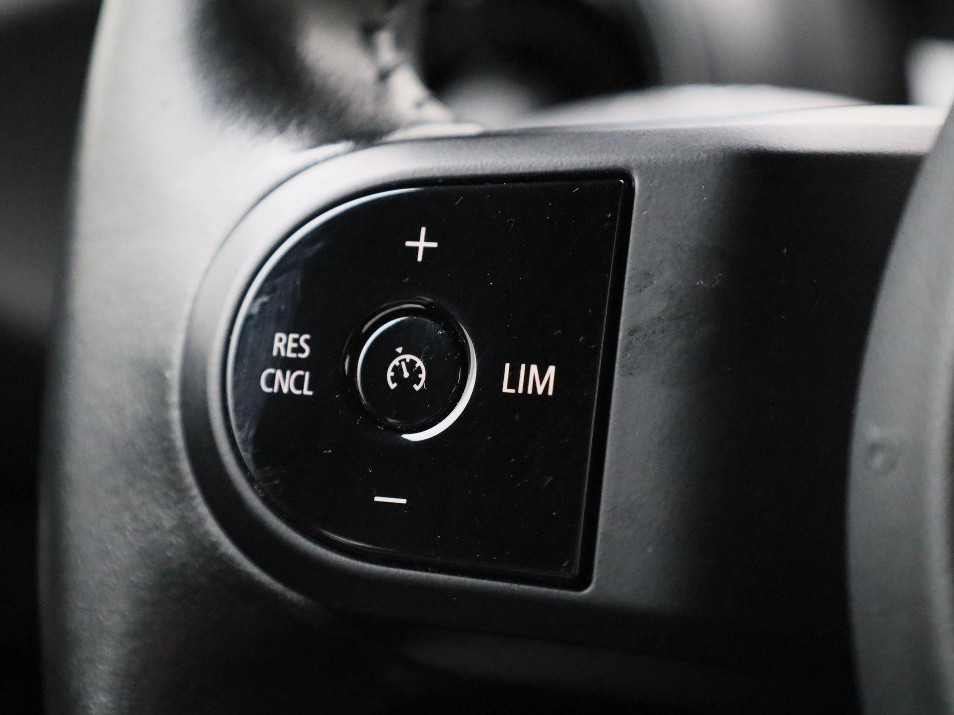 MINI-One-image-17