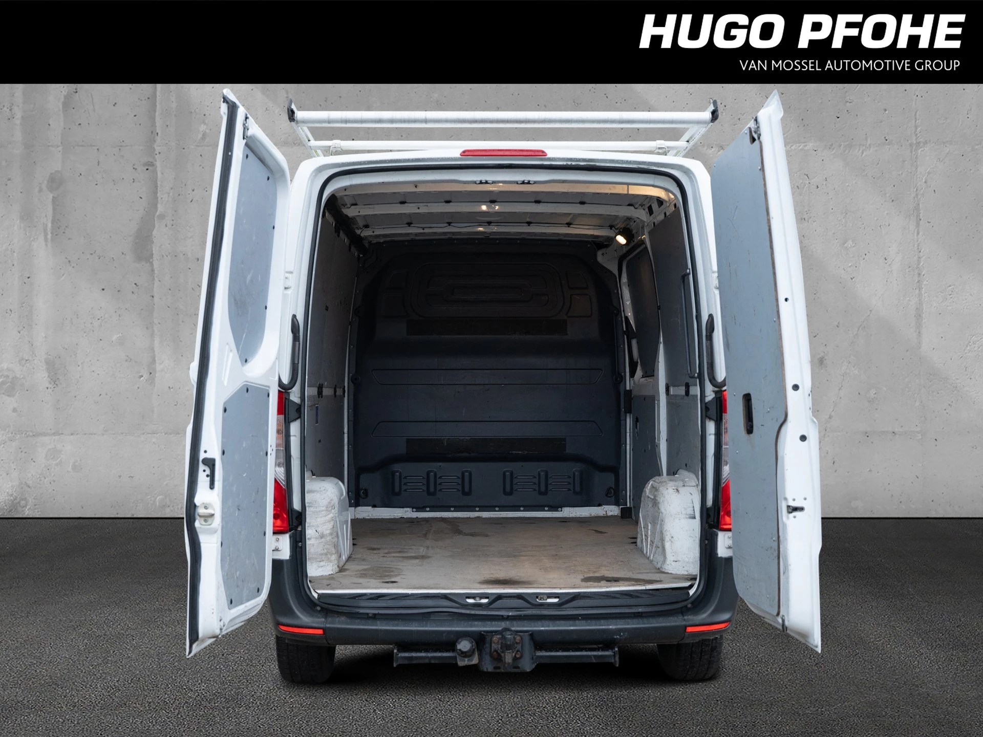 Mercedes-Benz-Sprinter-image-5