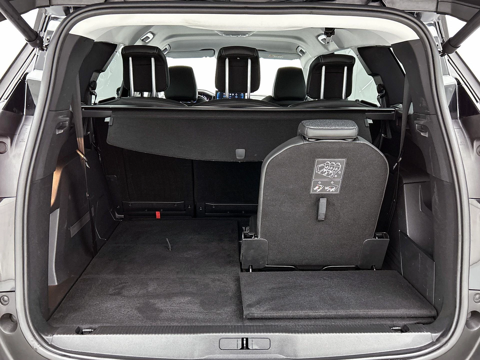 Peugeot-5008-image-32