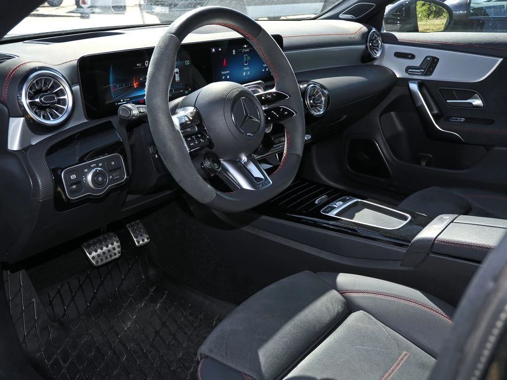Mercedes-AMG-CLA 45 S AMG-image-8