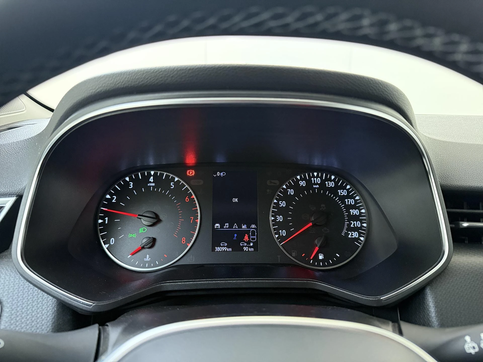 Renault-Clio-image-10