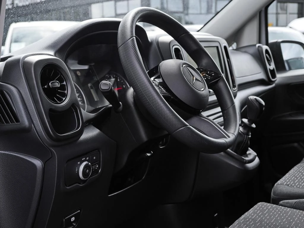 Mercedes-Benz-Vito 116-image-8