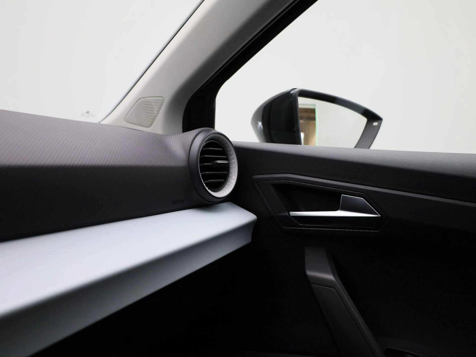 SEAT-Ibiza-image-26