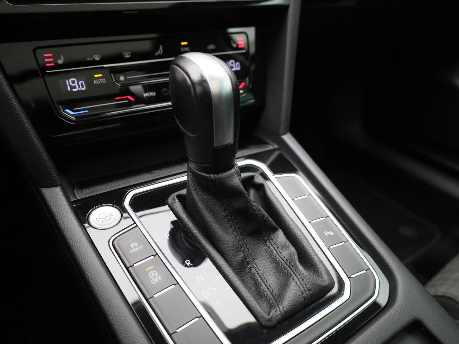 Volkswagen Passat Variant 2.0 TDI 90kW DSG Style Business