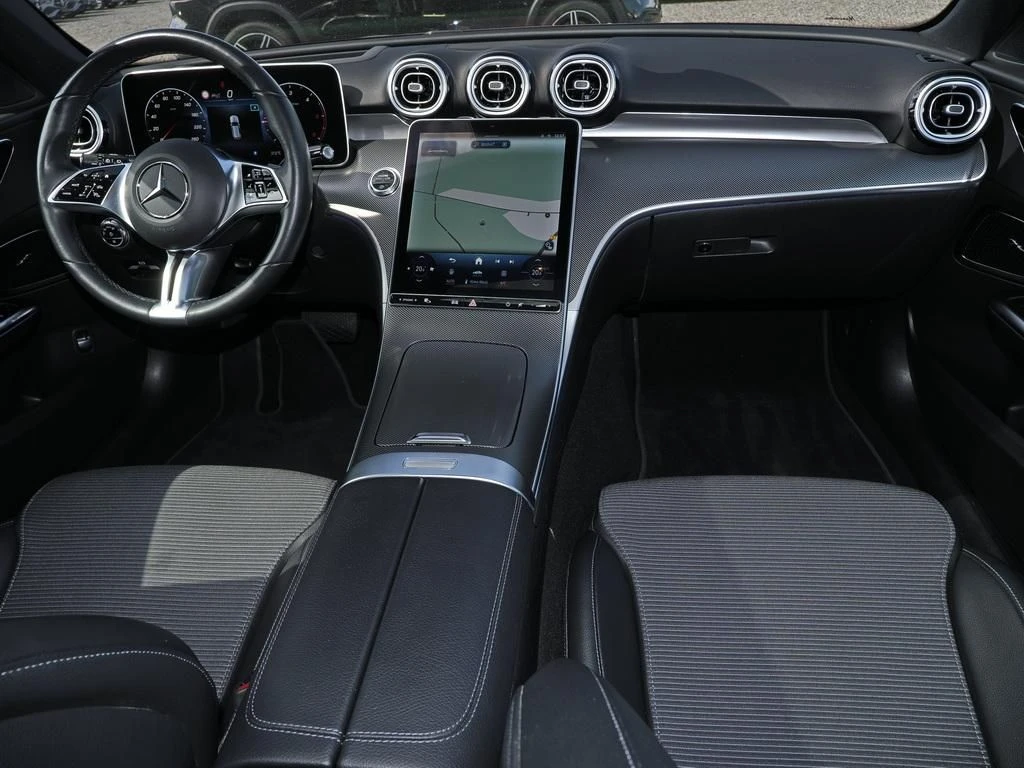 Mercedes-Benz-C-Klasse 220 d-image-12