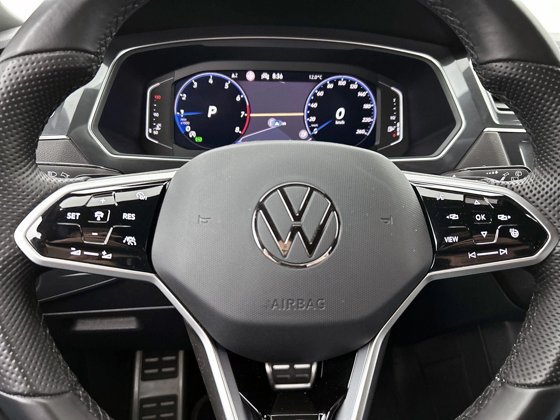 Volkswagen-Tiguan Allspace-image-37