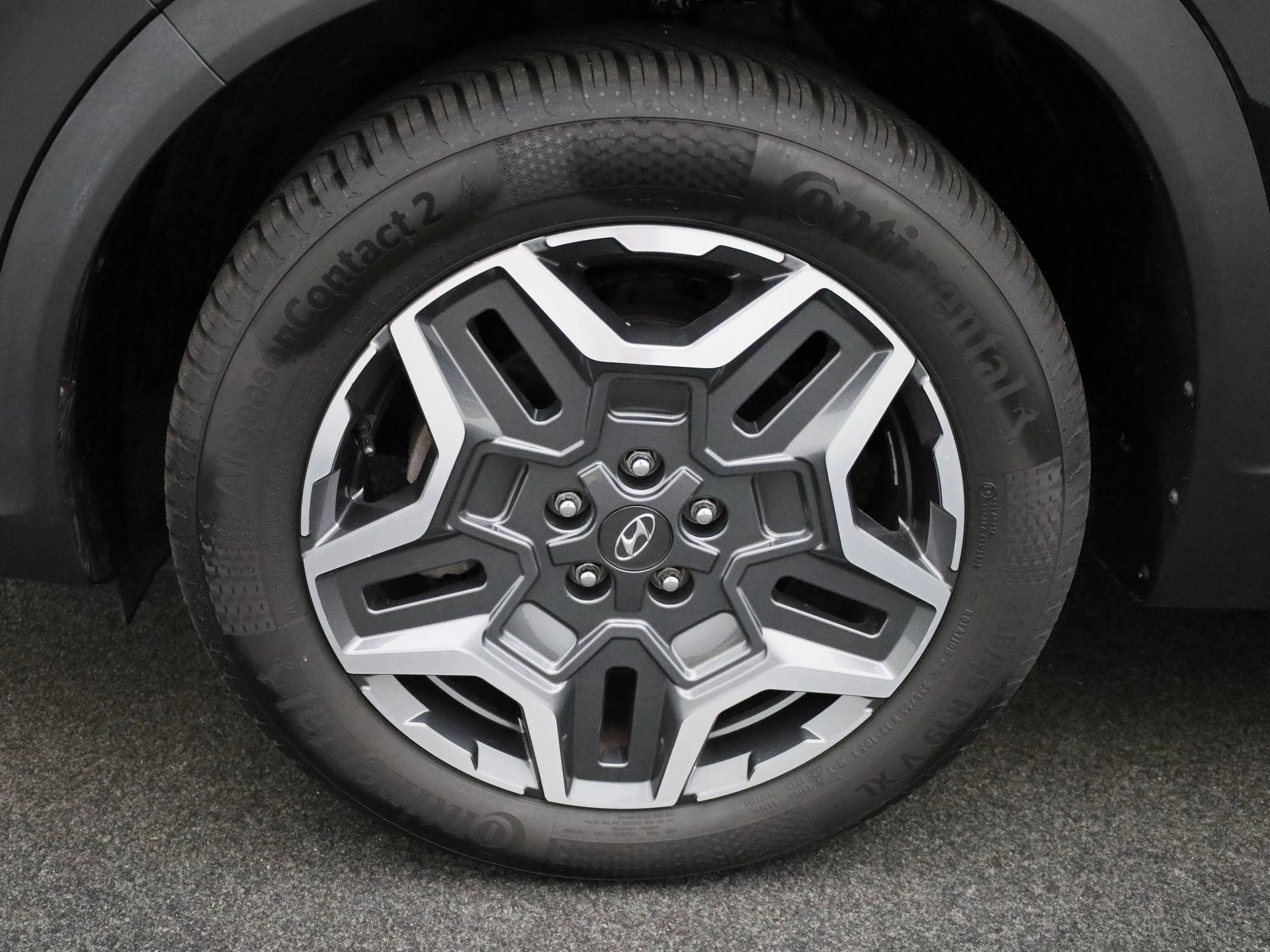 Hyundai-Santa Fe-image-14