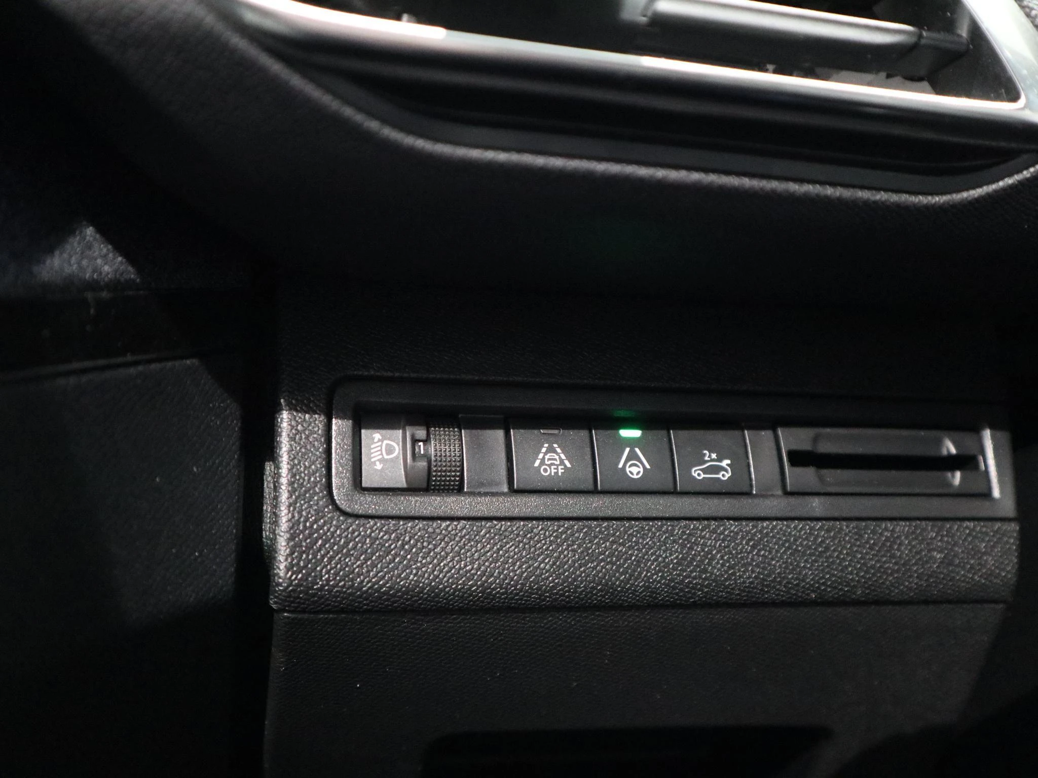 Peugeot-3008-image-23