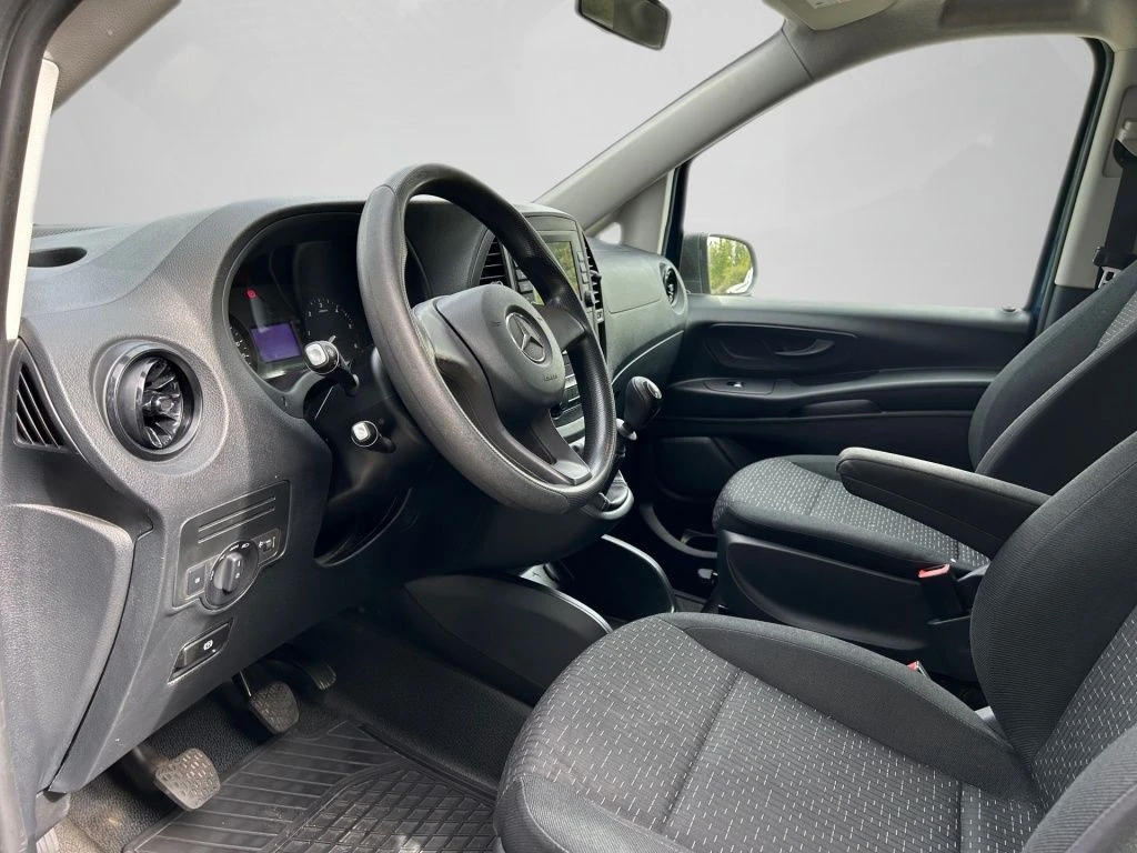 Mercedes-Benz-Vito 114-image-9