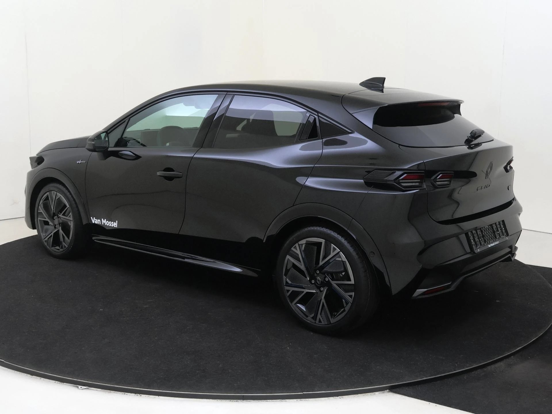 Renault-Clio-image-2