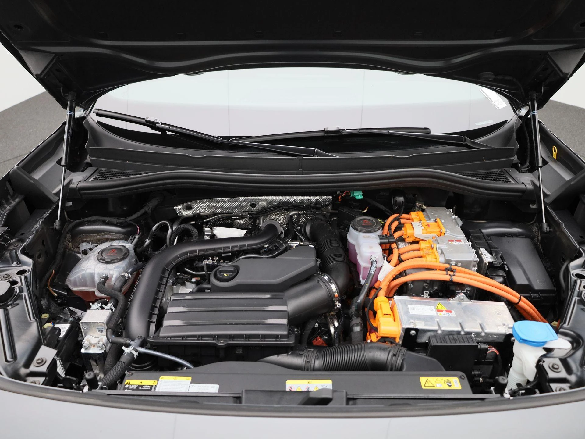 Volkswagen Tayron 1.5 eHybrid R-Line Edition