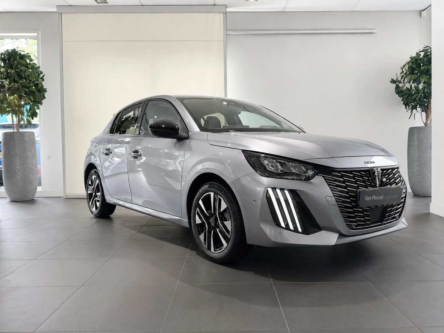 Peugeot 208 1.2 Hybrid 110 e-DCS6 Allure