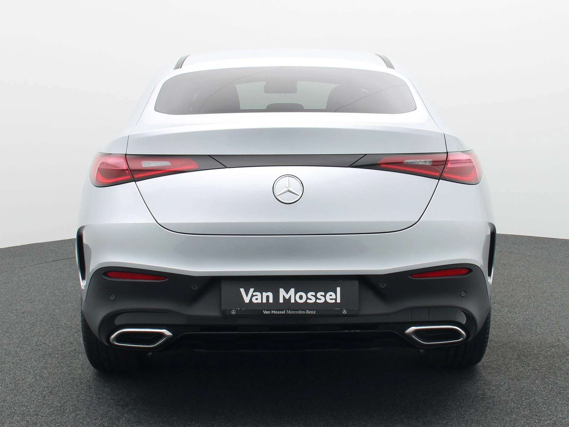 Mercedes-Benz-GLC-image-4