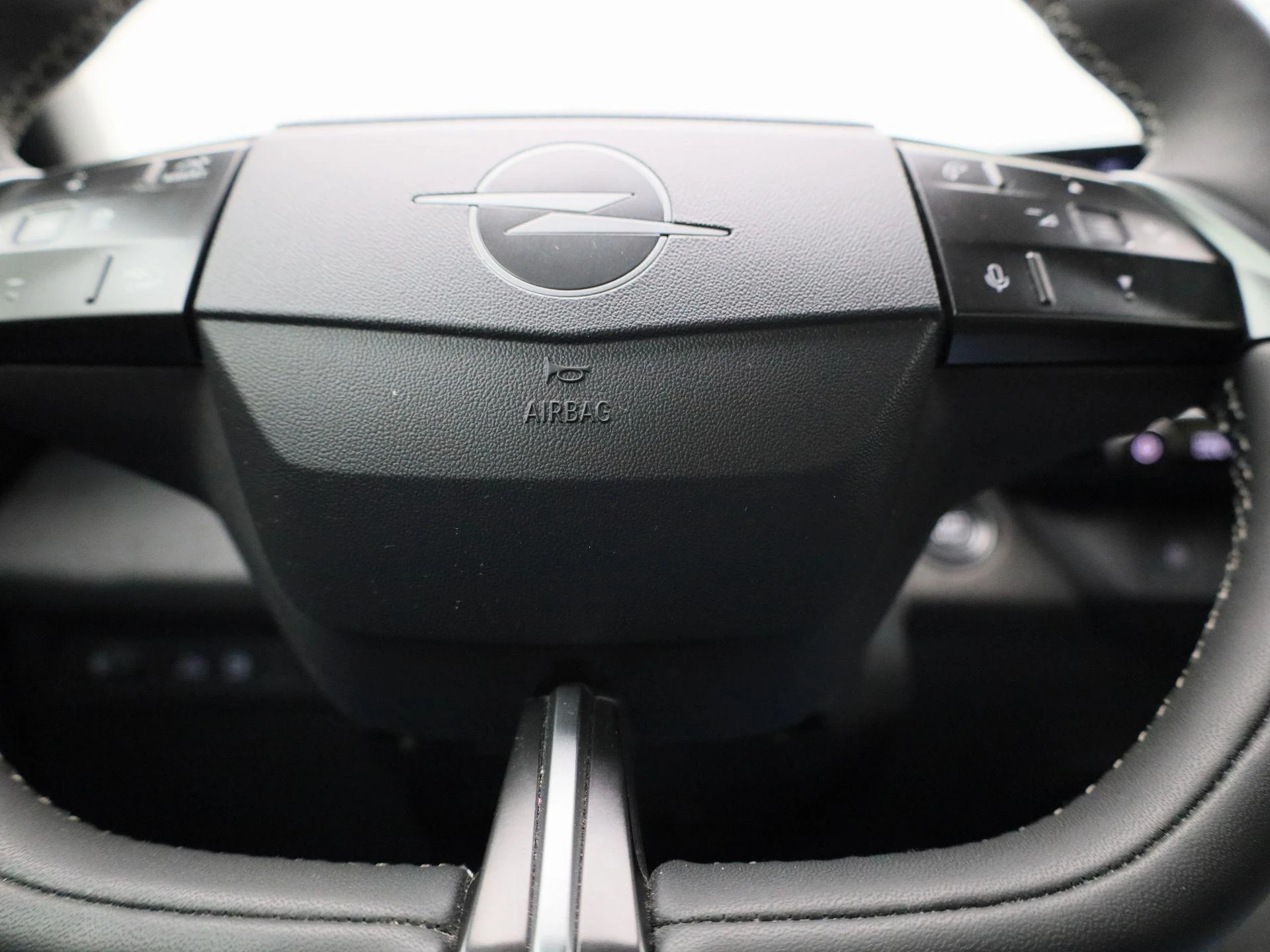 Opel-Grandland-image-28