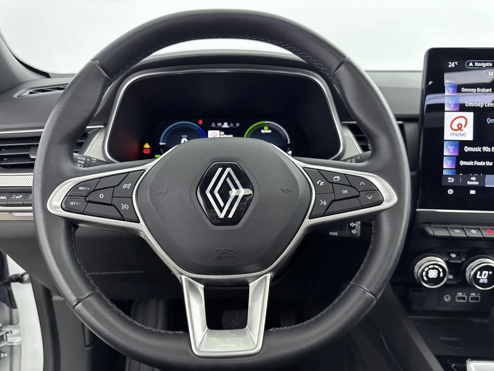 Renault-Arkana-image-24