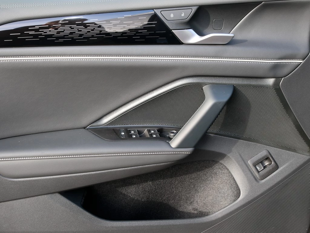 Volkswagen Tiguan Elegance 2.0 TDI DSG Navi, Technikpaket, ASG VSA