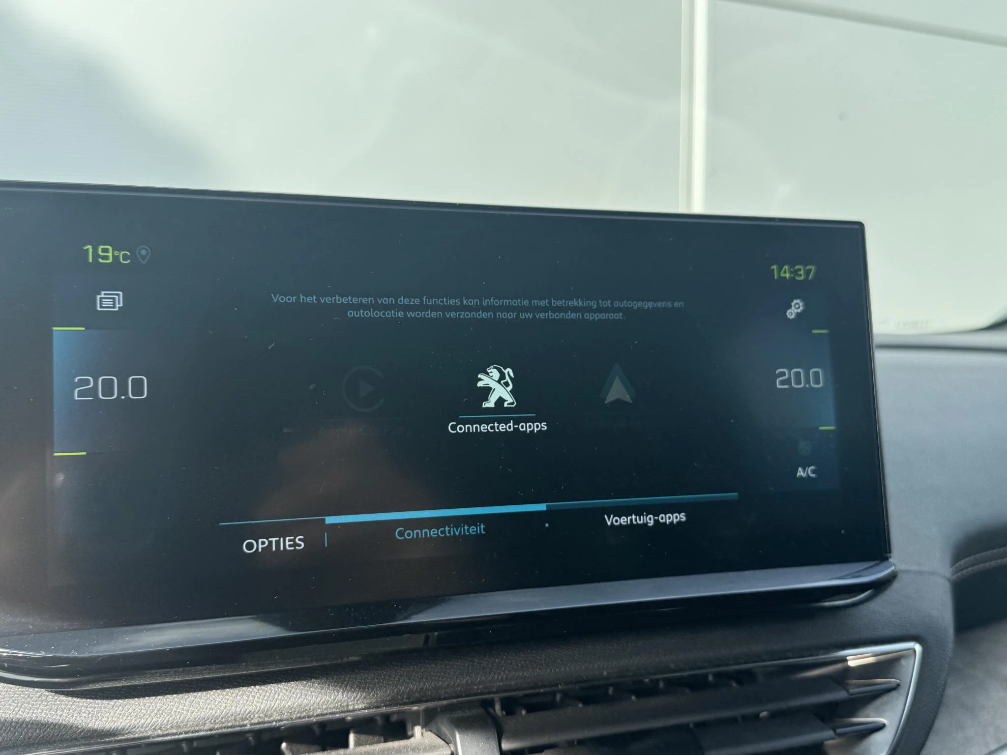 Peugeot-3008-image-25