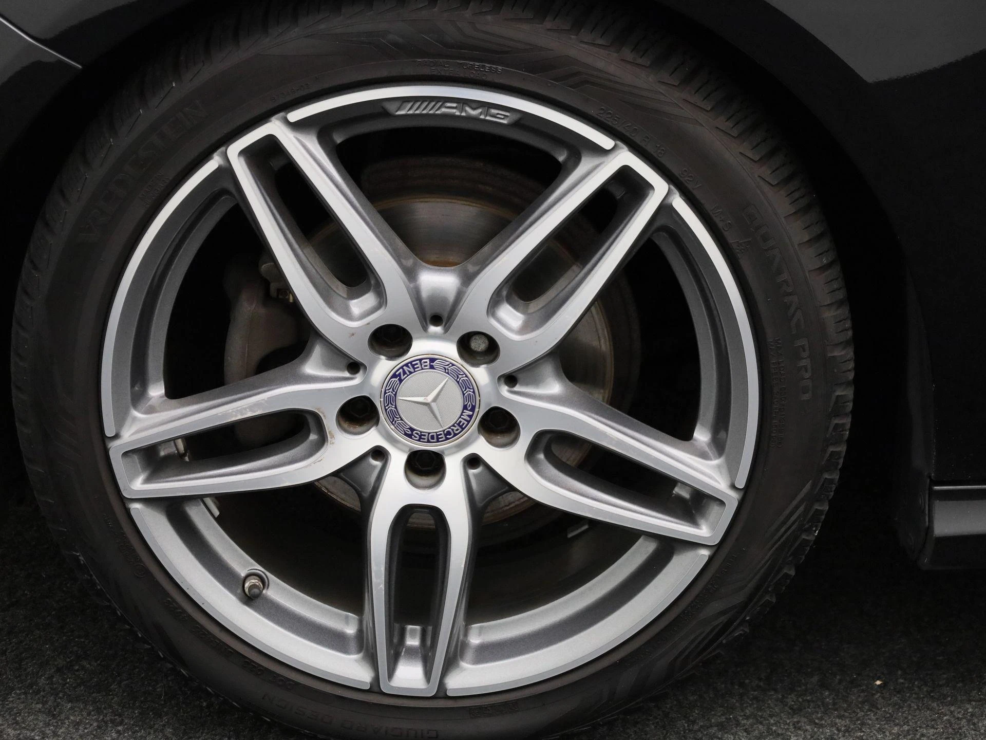 Mercedes-Benz-A-Klasse-image-11