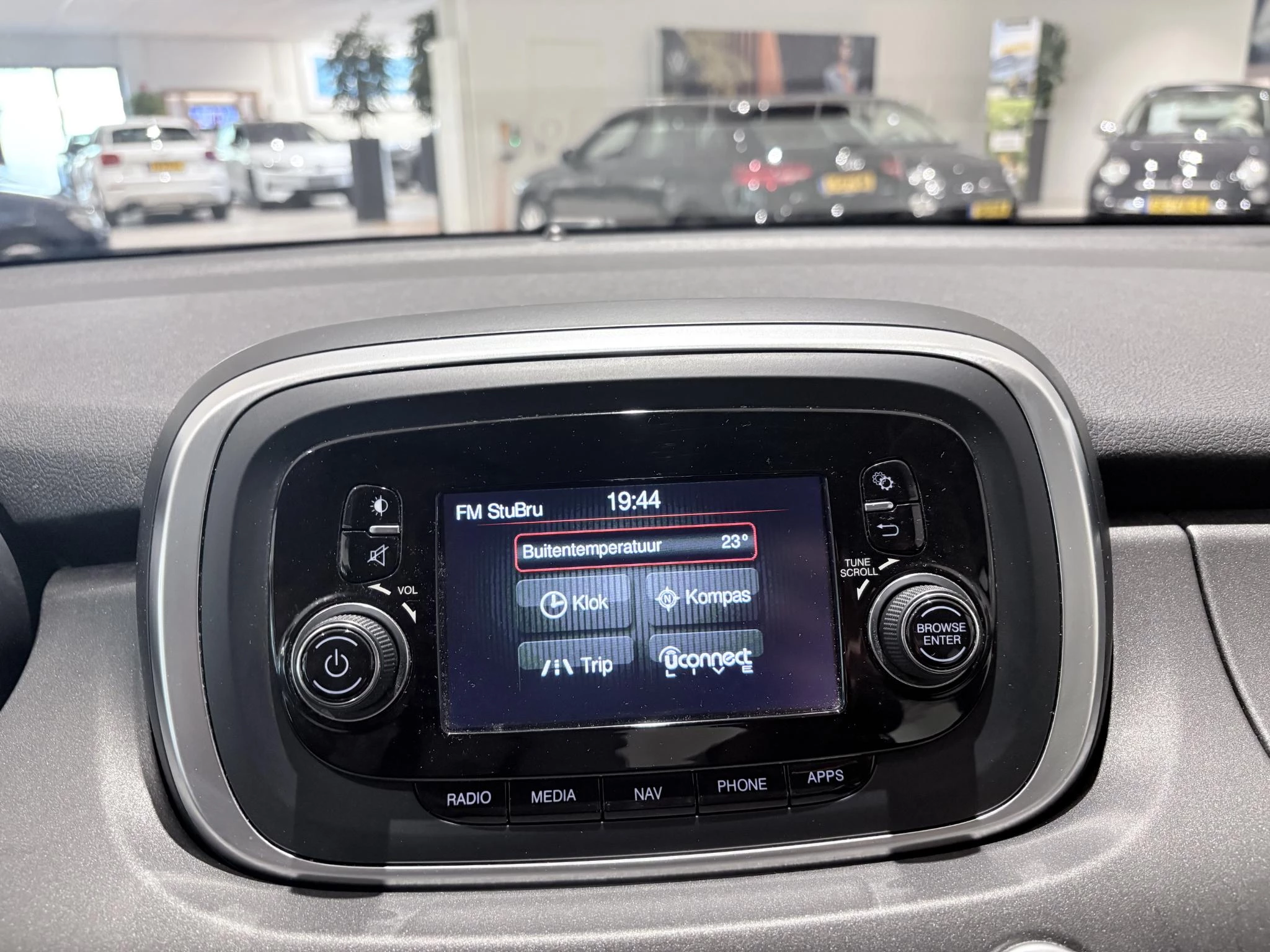 Fiat-500X-image-20