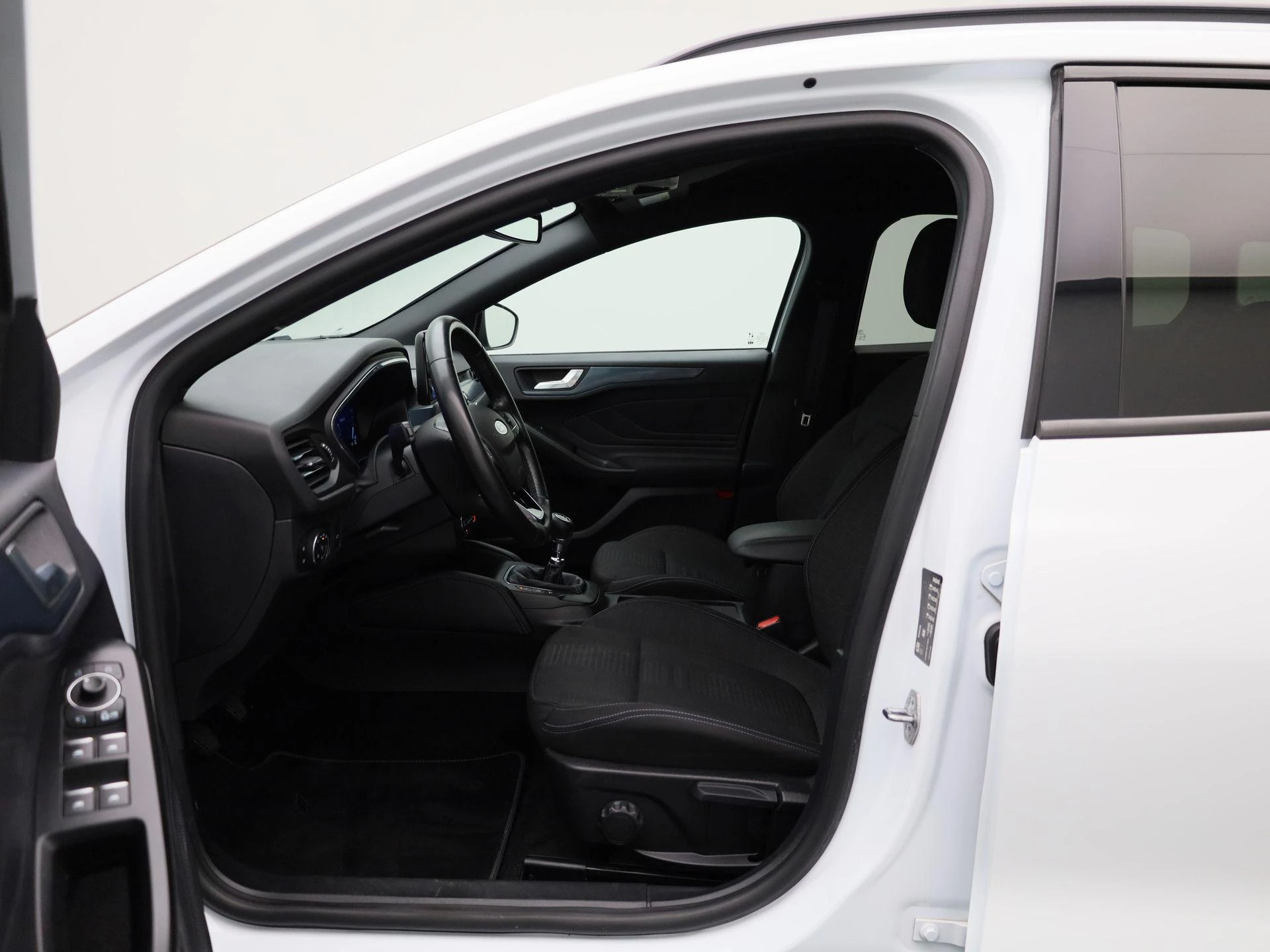 Ford-Focus-image-8