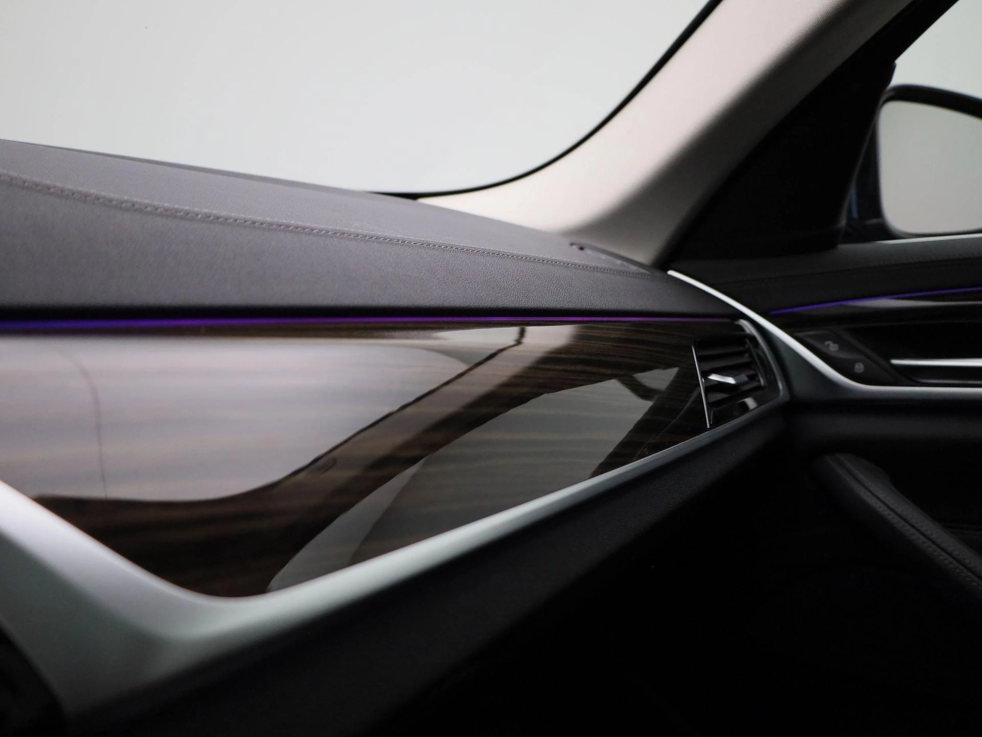 BMW-5 Serie-image-26