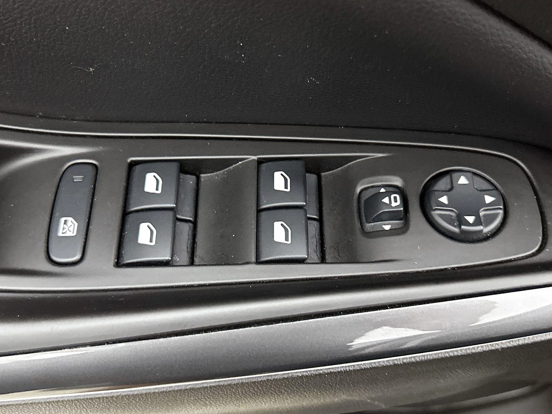 Opel-Grandland X-image-37