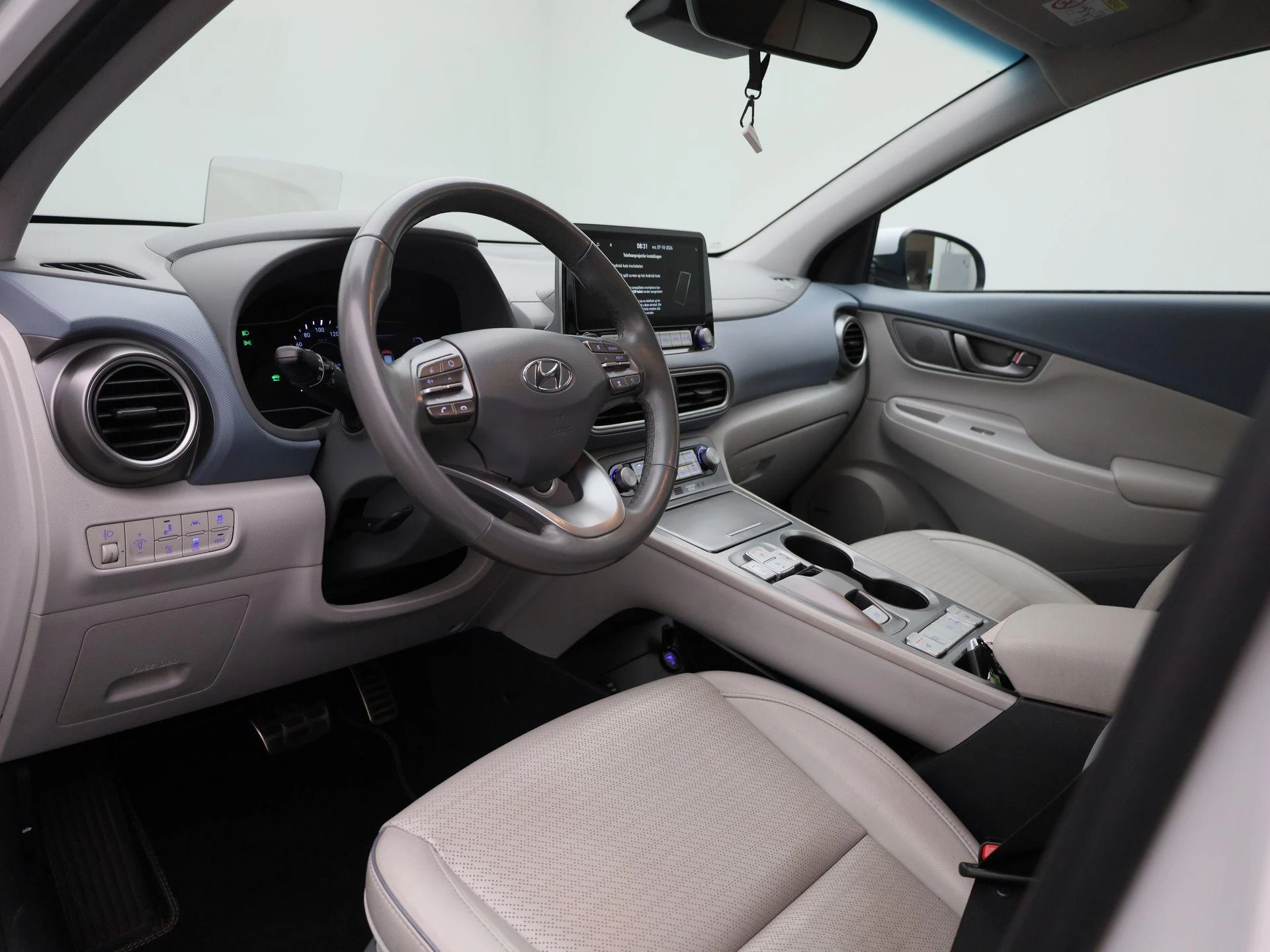 Hyundai-Kona-image-33