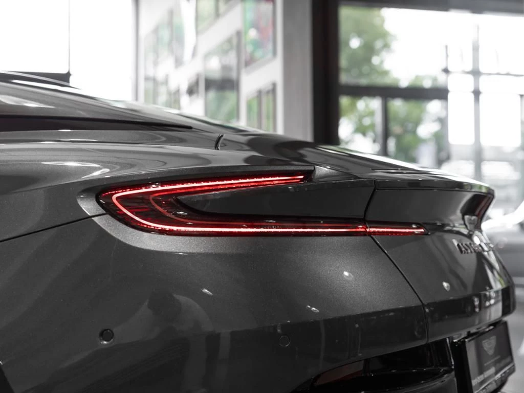 Aston Martin DB12 Coupe Aston Martin Hamburg