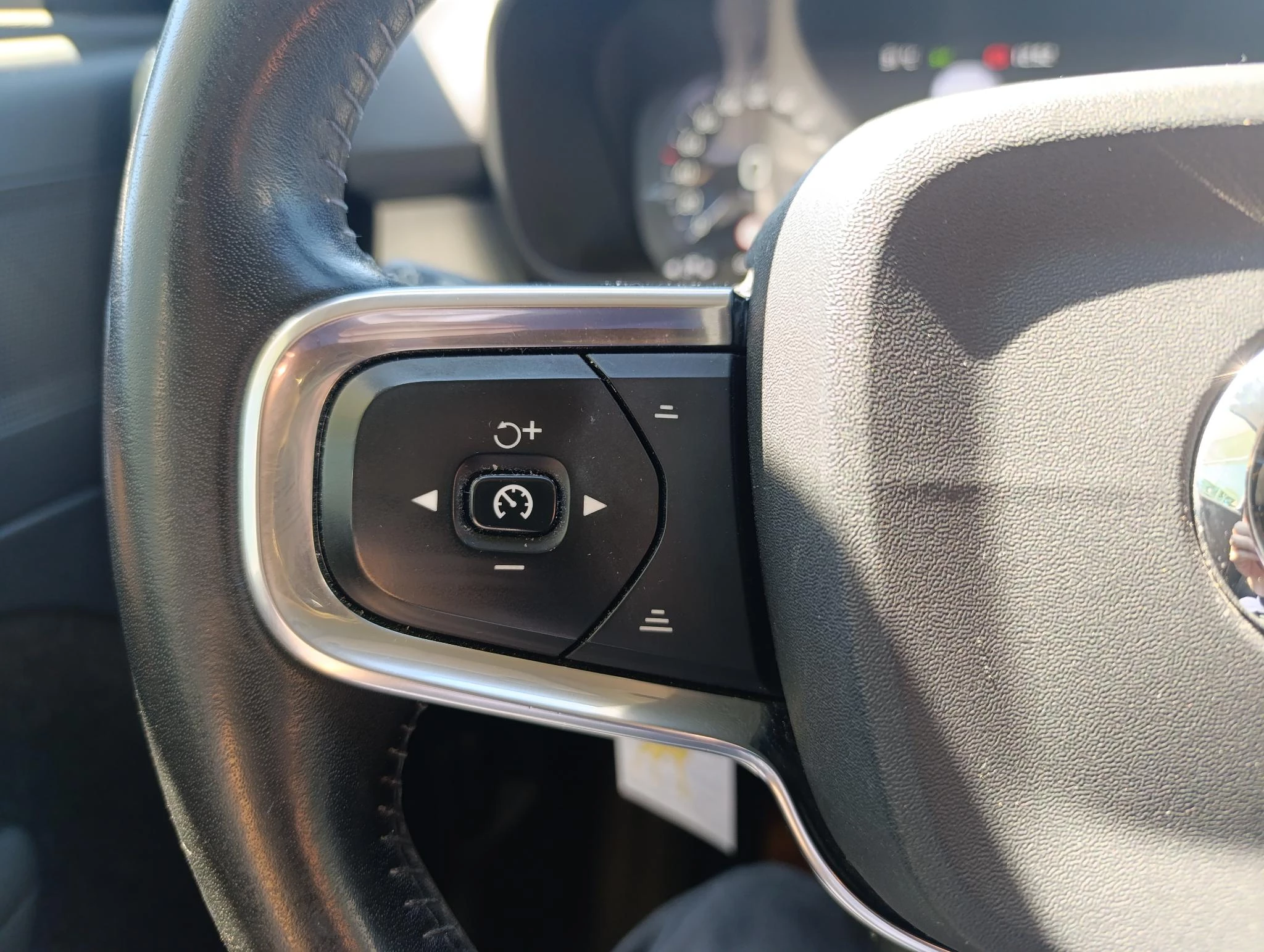 Volvo XC40 1.5 T5 Recharge Business Pro