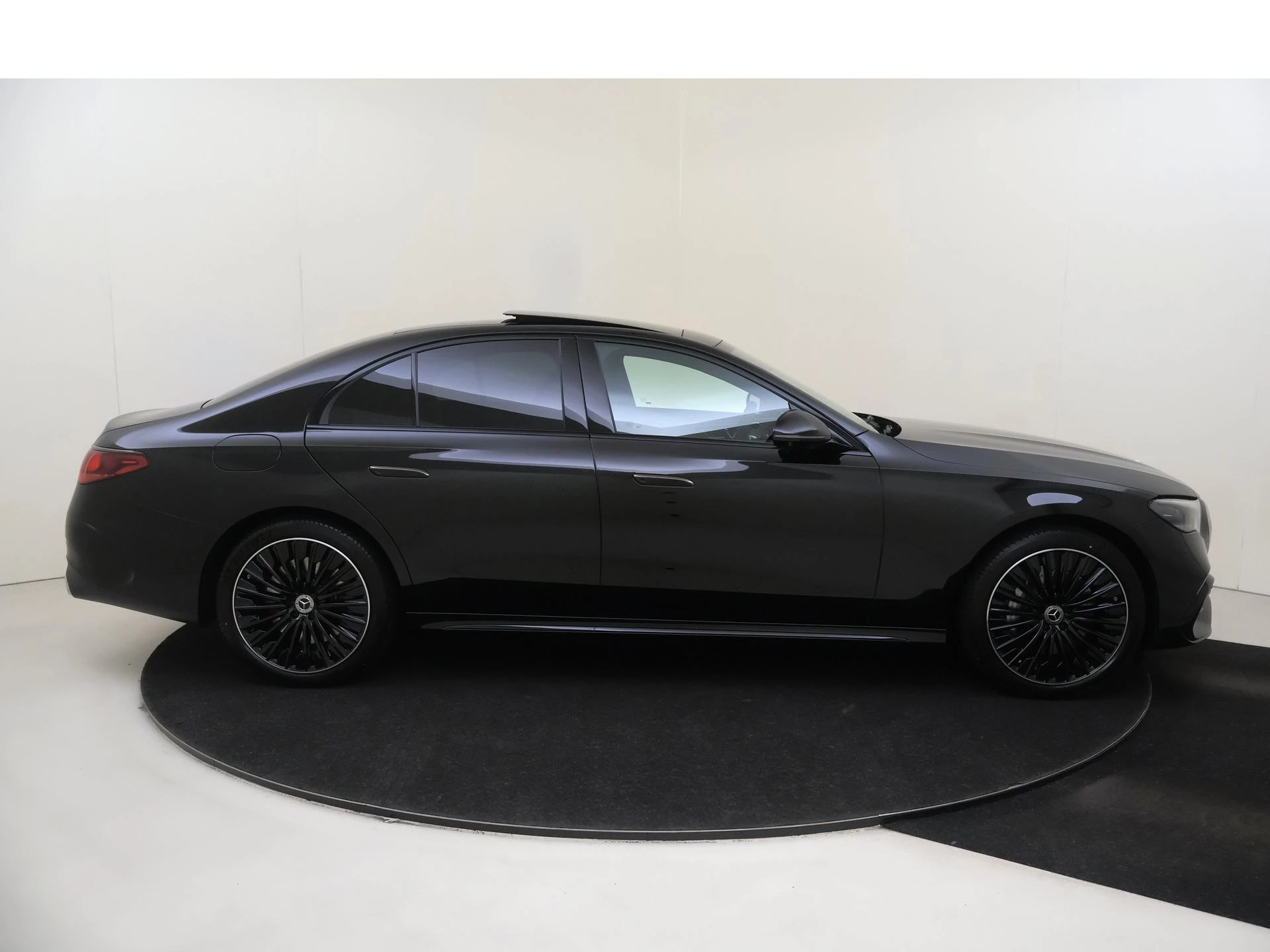 Mercedes-Benz E-Klasse 300 e Business Solution AMG