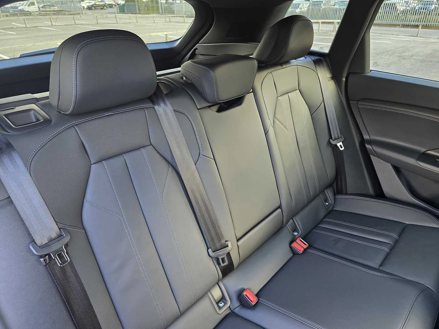 Audi-Q6 e-tron-image-38