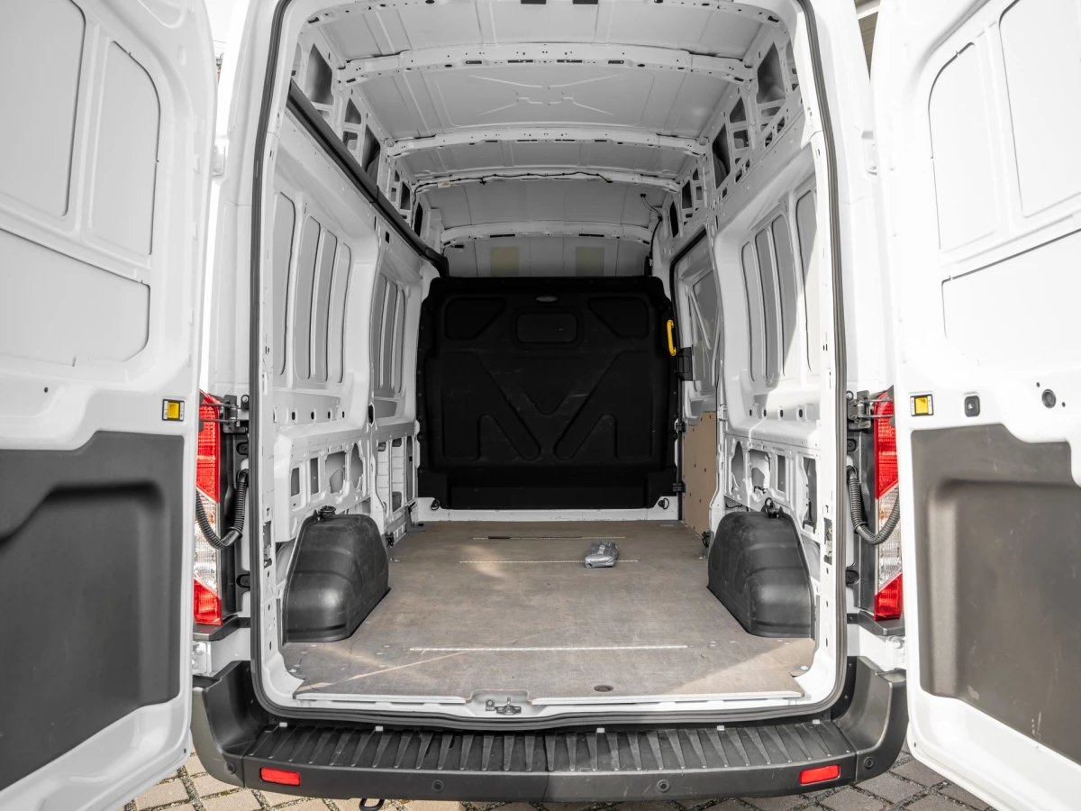 Ford-Transit-image-7