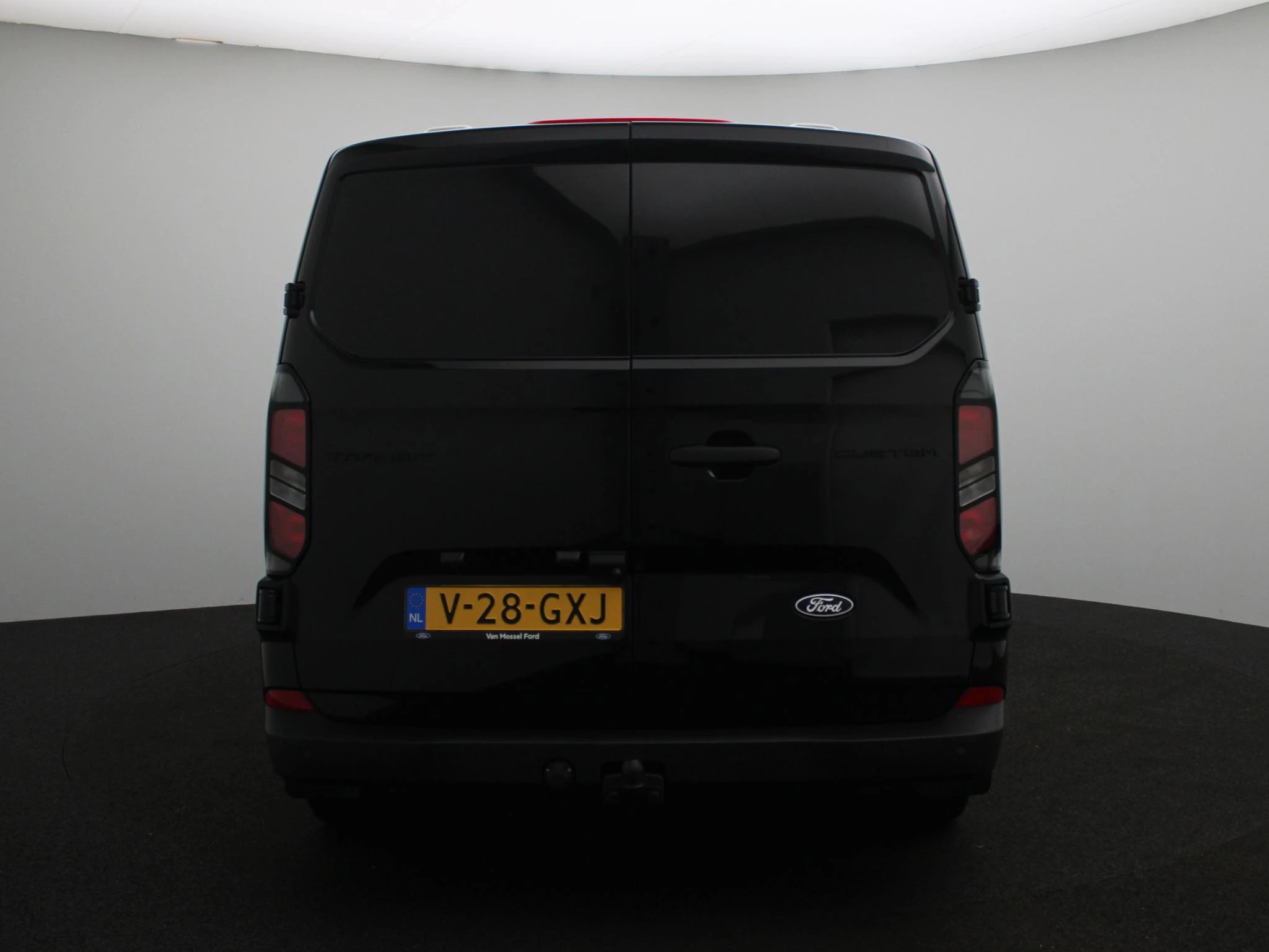 Ford-Transit Custom-image-4